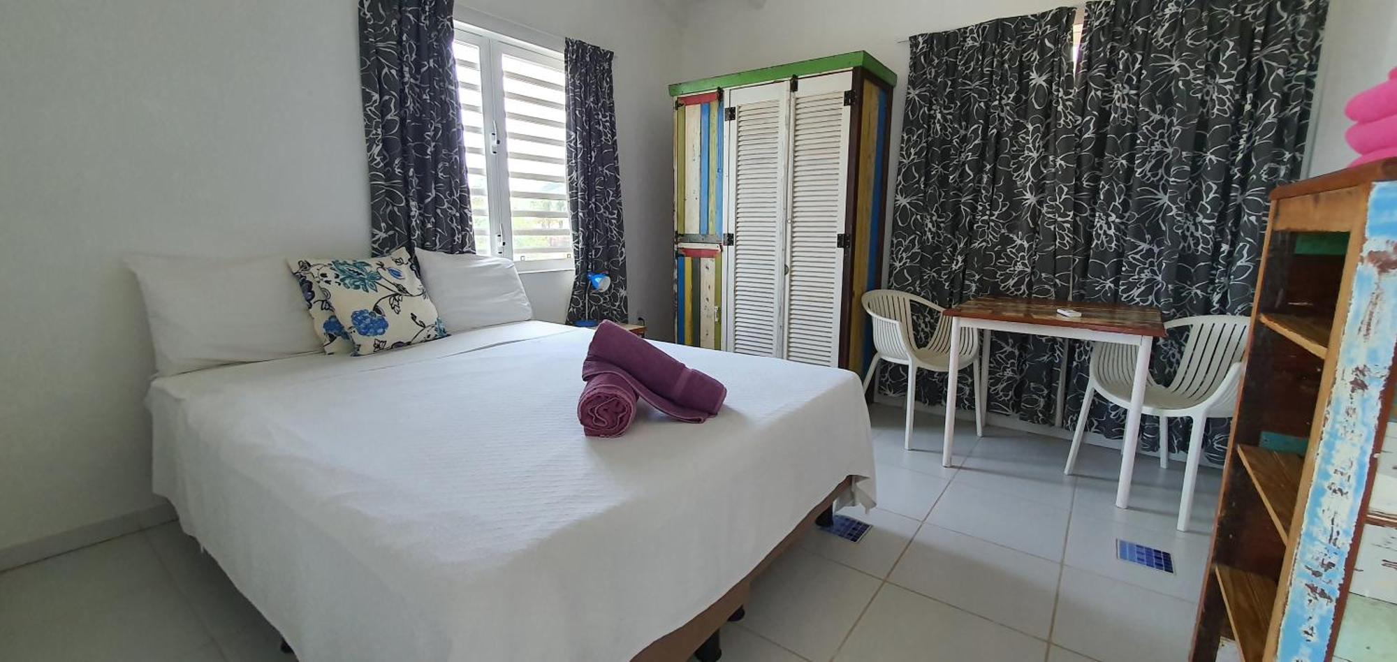 Marazul Dive Resort. 3 Bedroom Seafront House. Dive, Snorkel, Enjoy Amazing Sunsets Westpunt 外观 照片